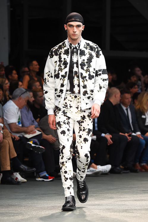 ジバンシィ バイ リカルド ティッシ (Givenchy by Riccardo Tisci) 2015年春夏ウィメンズ&メンズコレクション  - 写真92