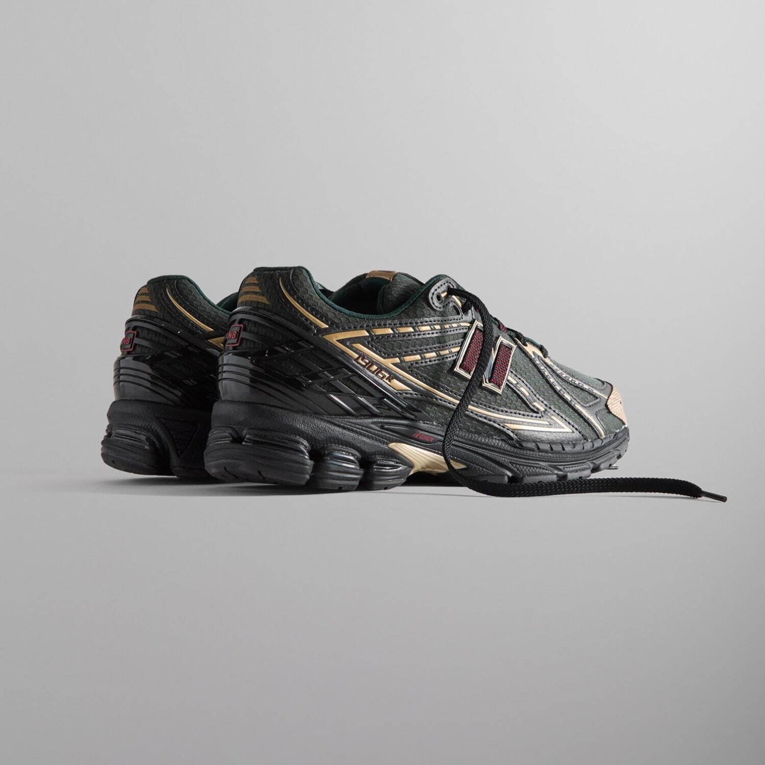 写真4/18｜Kith×ニューバランスのコラボスニーカー「1906R