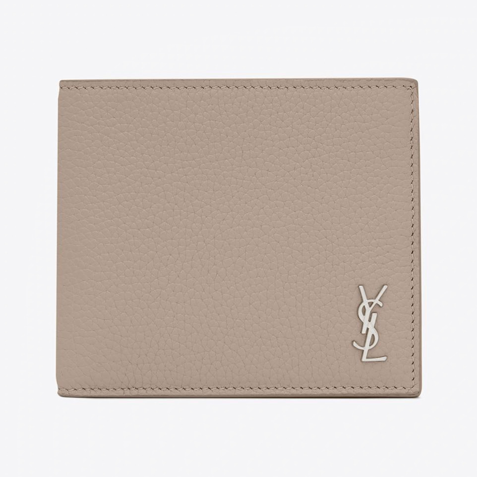 サンローランのウィメンズ＆メンズ財布、柔らかなラムスキンのミニ財布や“YSL”ロゴ入りカードケース｜写真13