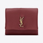 サンローランのウィメンズ＆メンズ財布、柔らかなラムスキンのミニ財布や“YSL”ロゴ入りカードケース｜写真1