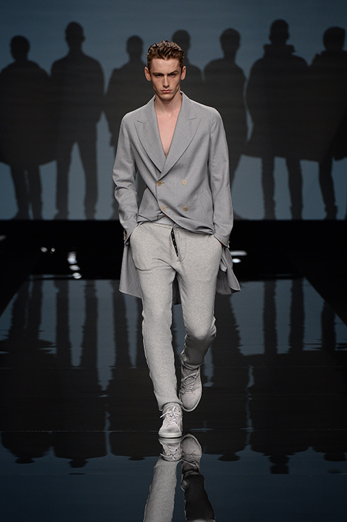 エルマンノ シェルヴィーノ(ERMANNO SCERVINO) 2015年春夏メンズコレクション  - 写真1