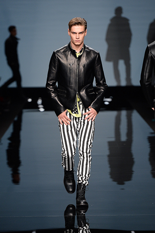 エルマンノ シェルヴィーノ(ERMANNO SCERVINO) 2015年春夏メンズコレクション  - 写真27