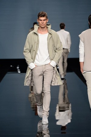 エルマンノ シェルヴィーノ(ERMANNO SCERVINO) 2015年春夏メンズコレクション  - 写真8