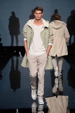 エルマンノ シェルヴィーノ(ERMANNO SCERVINO) 2015年春夏メンズコレクション  - 写真10