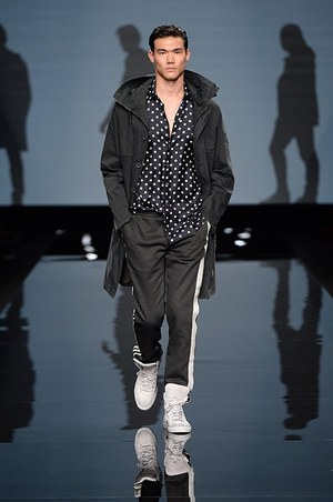 エルマンノ シェルヴィーノ(ERMANNO SCERVINO) 2015年春夏メンズコレクション  - 写真29