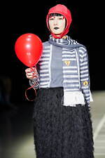 ペイデフェ 2024-25年秋冬コレクション - 無機質でありたいと願う“あの頃の自我”に寄り添って｜写真26