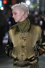 カミヤ 2024-25年秋冬メンズコレクション - 盲目的に過ぎ去る時間を見つめ直す｜写真30