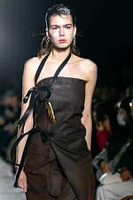 タナカ 2024年秋冬コレクション - 自由の翼を広げて｜写真26