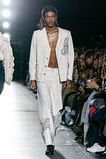 タナカ 2024年秋冬コレクション - 自由の翼を広げて｜写真34