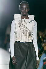 タナカ 2024年秋冬コレクション - 自由の翼を広げて｜写真36