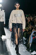 タナカ 2024年秋冬コレクション - 自由の翼を広げて｜写真37