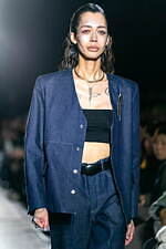 タナカ 2024年秋冬コレクション - 自由の翼を広げて｜写真46