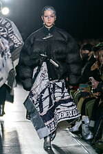 タナカ 2024年秋冬コレクション - 自由の翼を広げて｜写真74