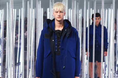 サカイ(sacai) コレクション - ファッションプレス サカイ(sacai) コレクション - ファッションプレス