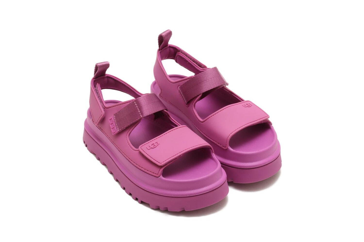 UGG24年夏、“ふわふわ”ストラップのスライドサンダル＆夏フェス着想カラーの厚底サンダル｜写真70
