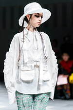 ホウガ 2024-25年秋冬コレクション - 静かでささやかな冒険｜写真18