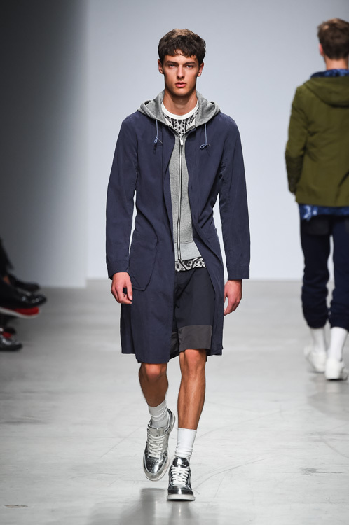 ミハラ ヤスヒロ 2015年春夏<span>コレクション</span> - 写真15