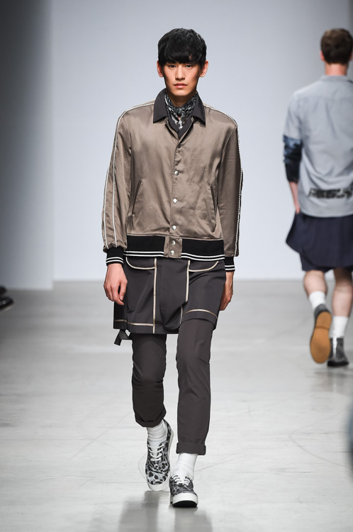 ミハラ ヤスヒロ 2015年春夏<span>コレクション</span> - 写真18