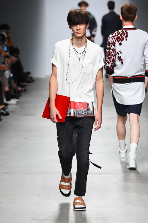 ミハラ ヤスヒロ 2015年春夏<span>コレクション</span> - 写真23