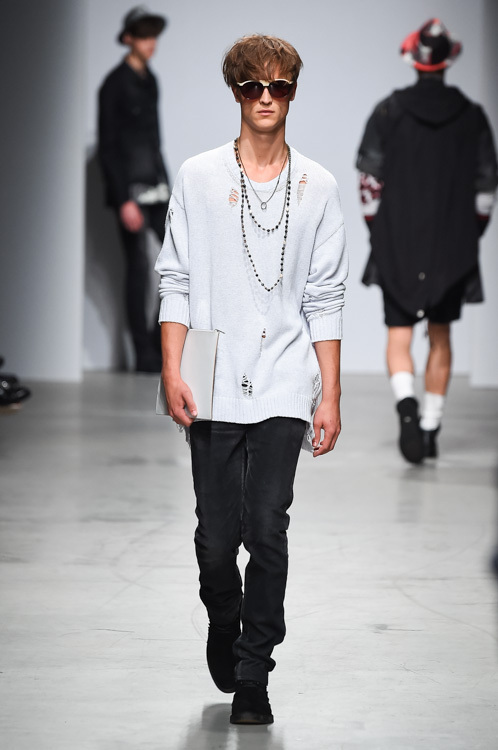 ミハラ ヤスヒロ 2015年春夏<span>コレクション</span> - 写真26