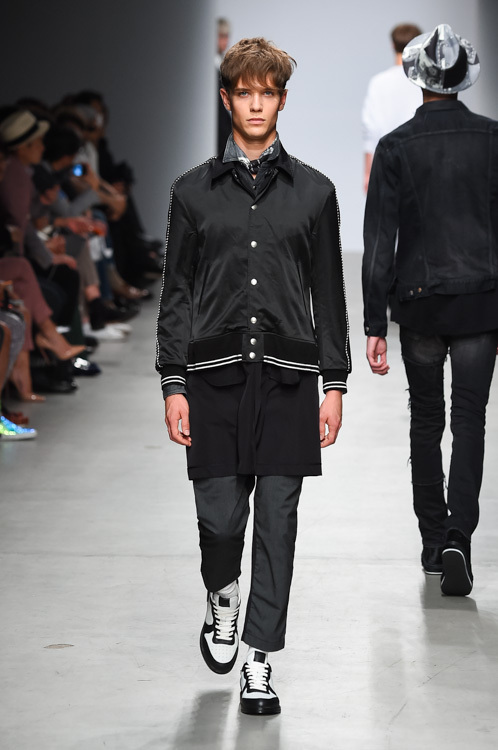 ミハラ ヤスヒロ 2015年春夏<span>コレクション</span> - 写真28