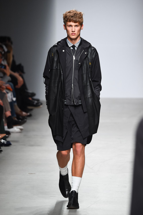 ミハラ ヤスヒロ 2015年春夏<span>コレクション</span> - 写真30