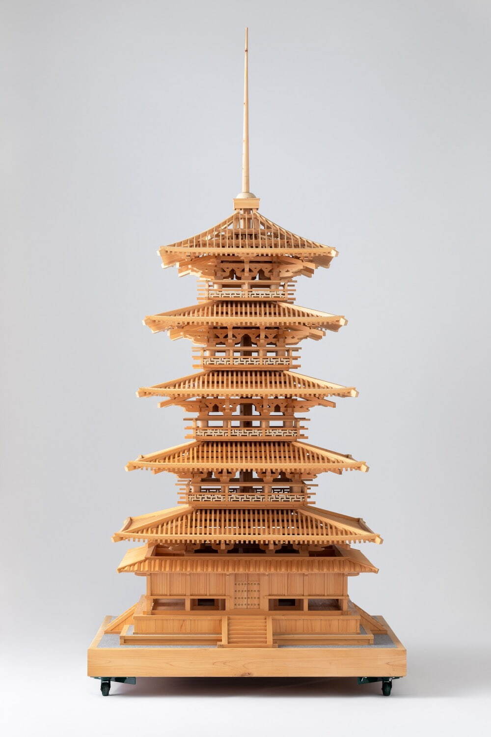 《法隆寺五重塔模型 1/10》
制作:田村長治郎 所蔵:本多哲弘 写真:稲口俊太