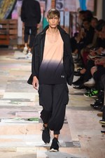 Y-3 2015年春夏コレクション - サーフ×パンク、スポーティーな革命の日｜写真14