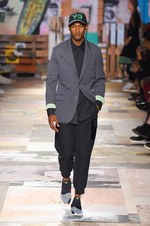 Y-3 2015年春夏コレクション - サーフ×パンク、スポーティーな革命の日｜写真37