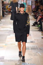 Y-3 2015年春夏コレクション - サーフ×パンク、スポーティーな革命の日｜写真59