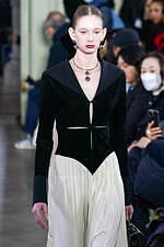 フェティコ 2024年秋冬コレクション - 不変の“お気に入り”を込めて｜写真10