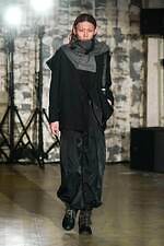 ヴィルドホワイレン 2024-25年秋冬コレクション - MEMENTO MORI、大切な“友人”へ｜写真36