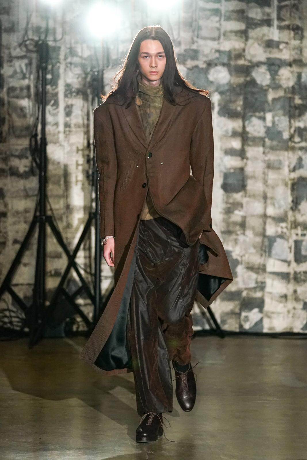 ヴィルドホワイレン(WILDFRÄULEIN) 2024-25年秋冬ウィメンズ&メンズコレクション  - 写真10