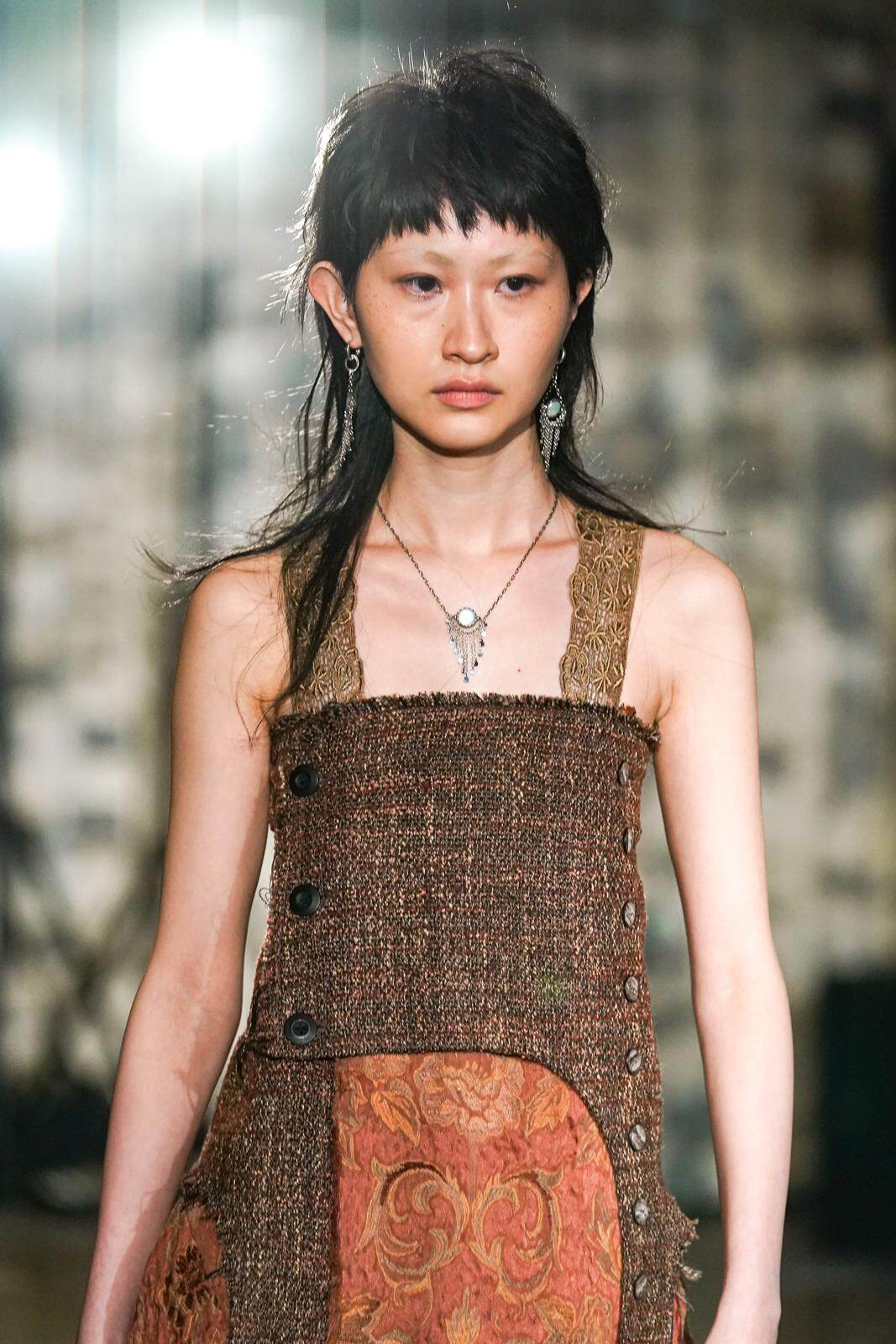 ヴィルドホワイレン(WILDFRÄULEIN) 2024-25年秋冬ウィメンズ&メンズコレクション  - 写真21