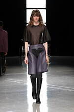 カナコ サカイ 2024年秋冬コレクション - “自ら選び取る”という意志｜写真15