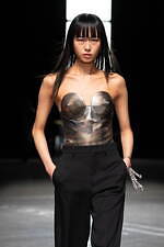 カナコ サカイ 2024年秋冬コレクション - “自ら選び取る”という意志｜写真28