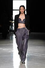 カナコ サカイ 2024年秋冬コレクション - “自ら選び取る”という意志｜写真40