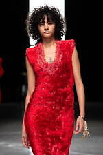 カナコ サカイ 2024年秋冬コレクション - “自ら選び取る”という意志｜写真50