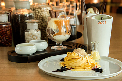 マックス ブレナー「マックス ブレナー」