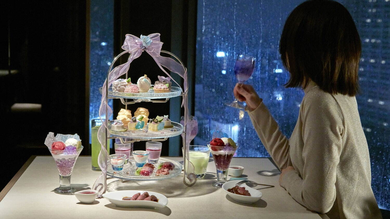 「きらめく紫陽花アフタヌーンティー」新宿プリンスホテルで、淡いパステルカラーのスイーツや紫陽花パフェ｜写真6