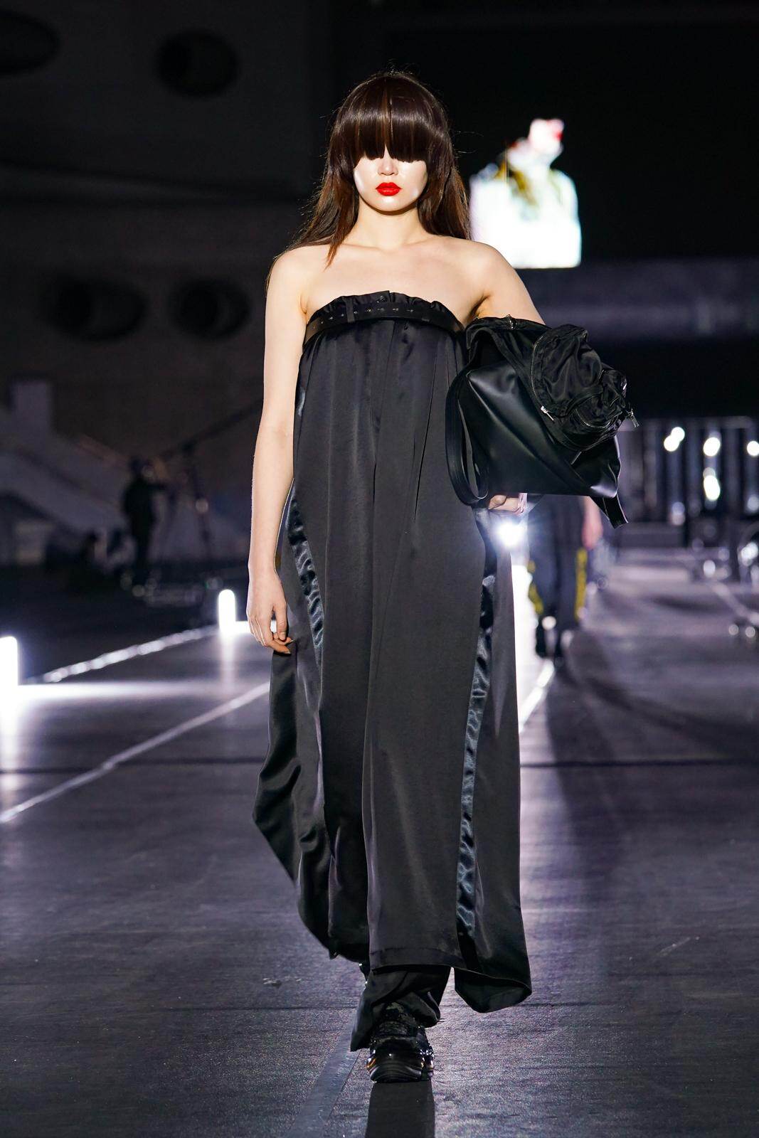 MIKIO SAKABE 総柄刺繍ロングシャツ　ジレ　グレー　ミキオサカベ MIKIO SAKABE - ミキオサカベ 2018aw 変形 シャツ ワンピの通販