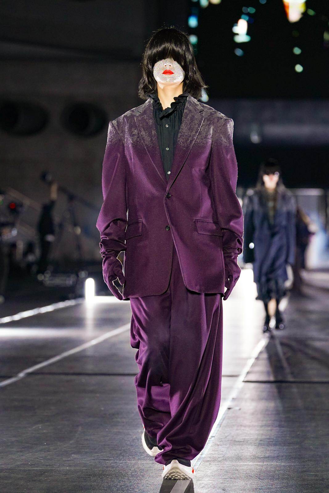 MIKIO SAKABE 総柄刺繍ロングシャツ　ジレ　グレー　ミキオサカベ MIKIOSAKABE & JennyFax（ミキオサカベ & ジェニーファックス