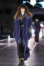 ミキオサカベ 2024-25年秋冬コレクション - 装飾的なファッションで紡ぐ物語｜写真53