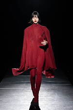 ミスターイット 2024-25年秋冬コレクション、日常の中で装うオートクチュール｜写真37