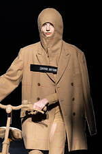 ミスターイット 2024-25年秋冬コレクション、日常の中で装うオートクチュール｜写真41