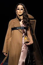 ミスターイット 2024-25年秋冬コレクション、日常の中で装うオートクチュール｜写真43