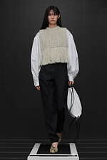 ハイク 2024-25年秋冬コレクション - ミリタリーをエレガントに｜写真32