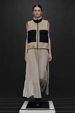 ハイク 2024-25年秋冬コレクション - ミリタリーをエレガントに｜写真33