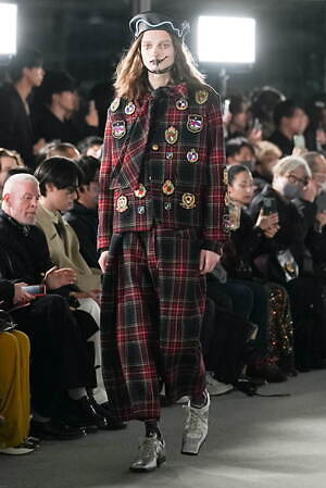 w300_anrealage-homme_24-