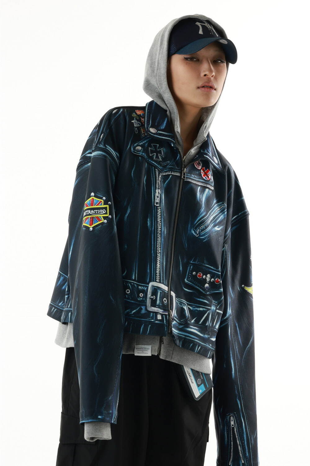 トーキングアバウト ジ アブストラクション(TALKING ABOUT THE ABSTRACTION) 2024-25年秋冬ウィメンズ&メンズコレクション  - 写真16